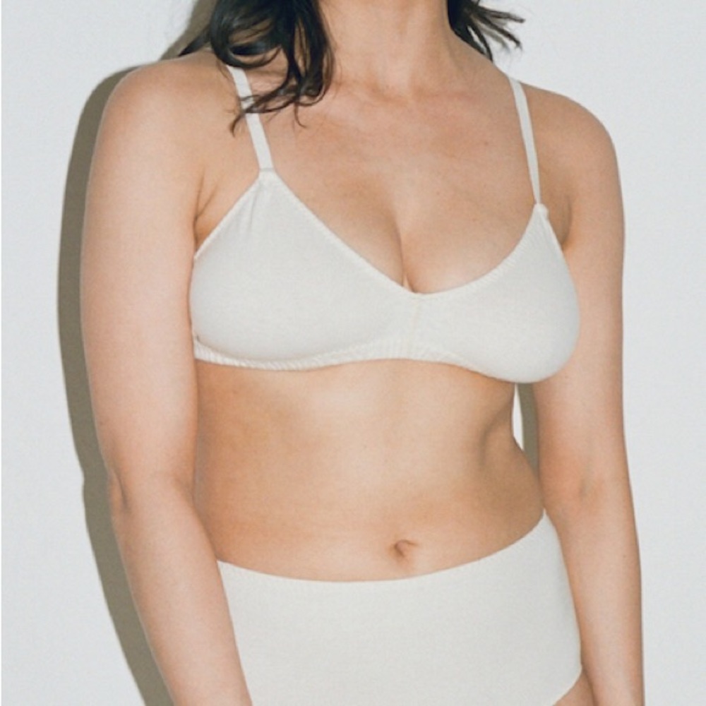 2 Pansy Co. Bras